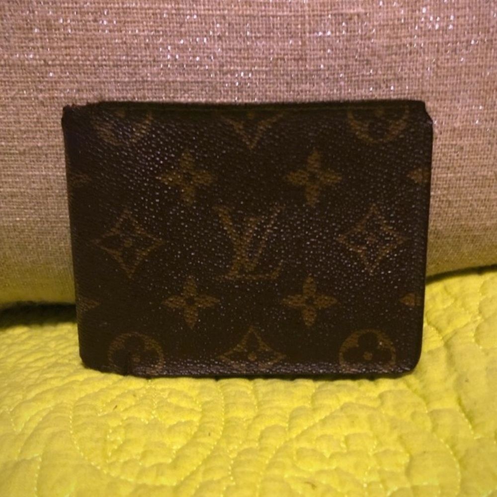 Vintage Louis Vuitton Bifold Wallet